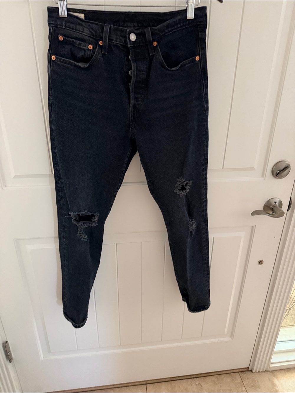 Levi’s 501 Women's Black Distressed Boyfriend Jeans